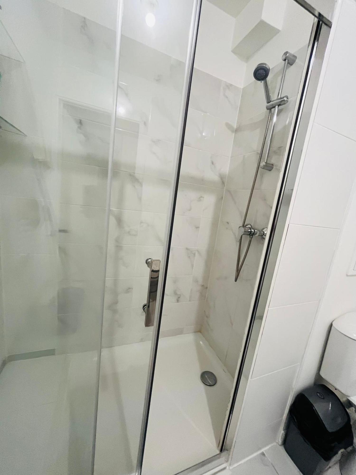 Le Chic De Villiers Sur Marne Apartment Bagian luar foto